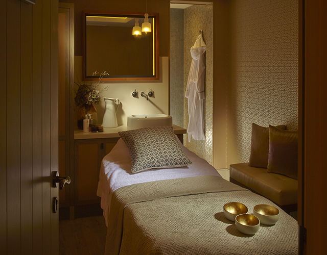 640 x 500 V1 Treatment Room